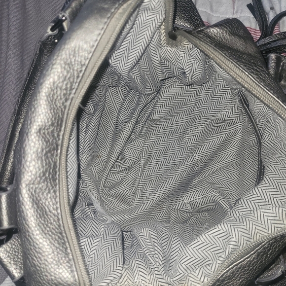 Steve Madden Silver Gray Purse - Picture 6 of 6